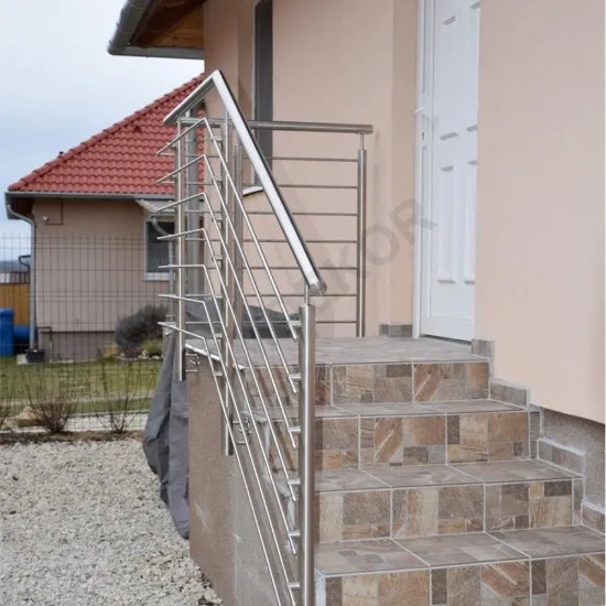 Oldalt szerelt cső oszlop (7 soros, külső, toldó)